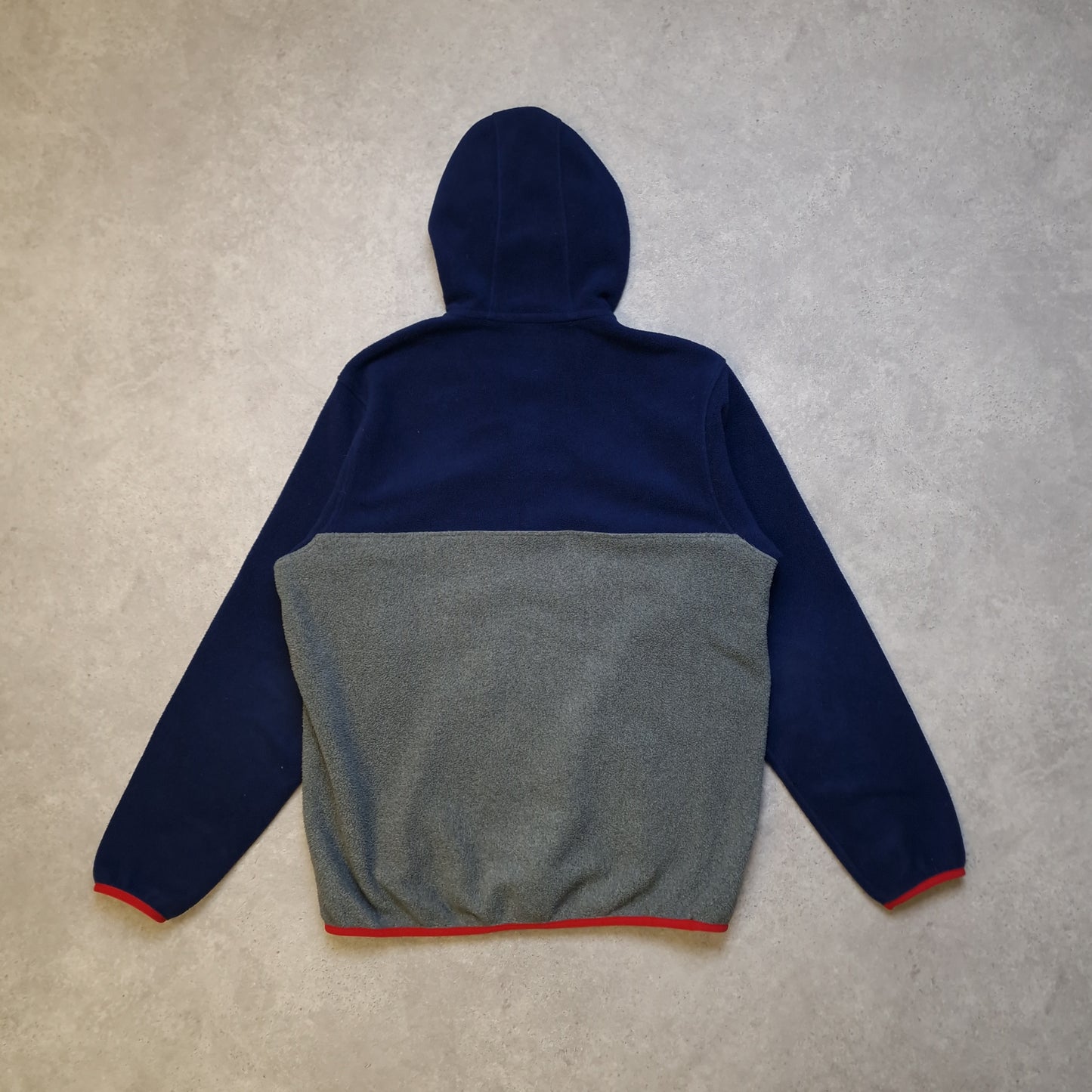 Patagonia hooded snap-t fleece in blue/grey/red - medium