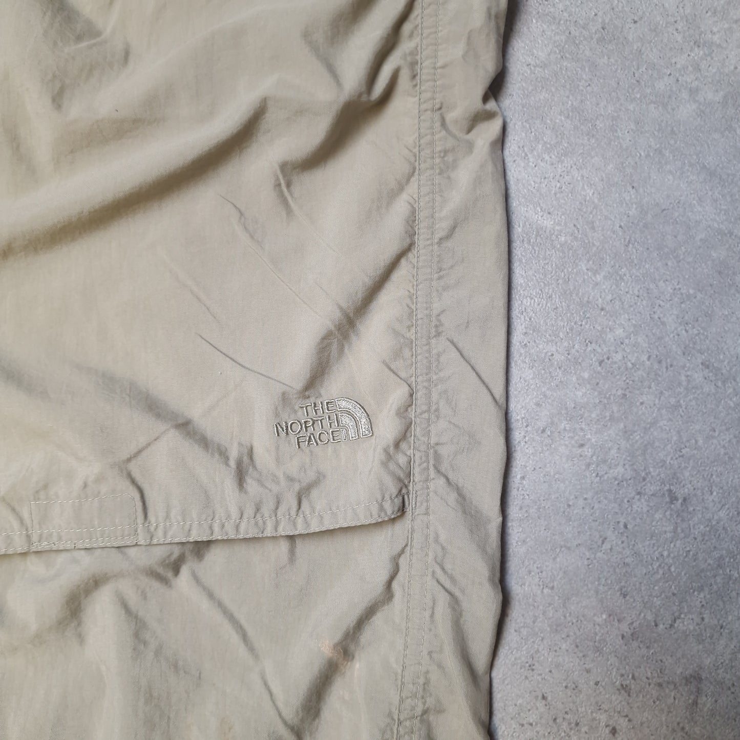 The North Face trousers in brown - XL