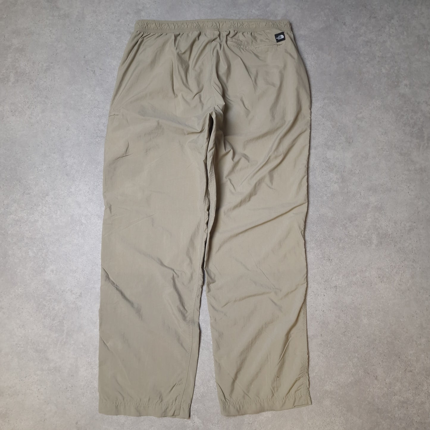 The North Face trousers in brown - XL