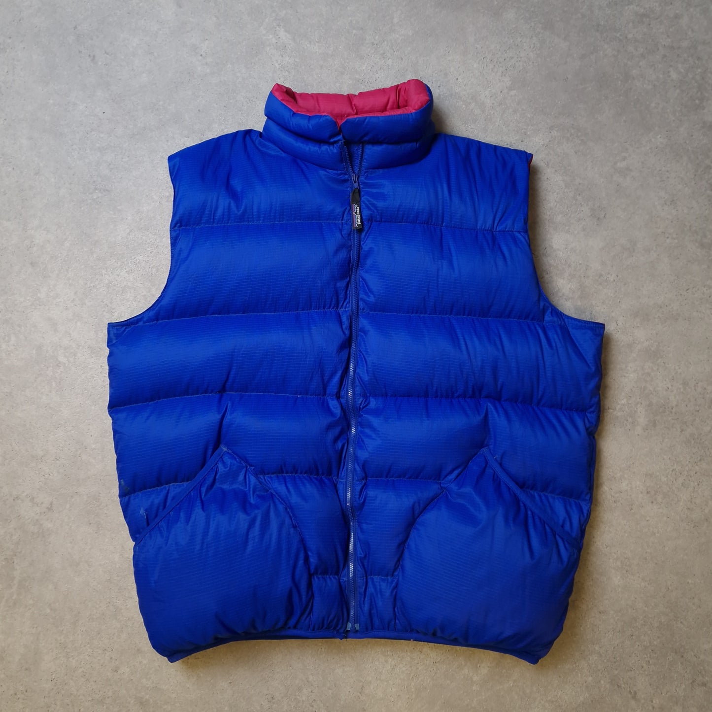 1980s Patagonia down gilet in blue and pink - XL