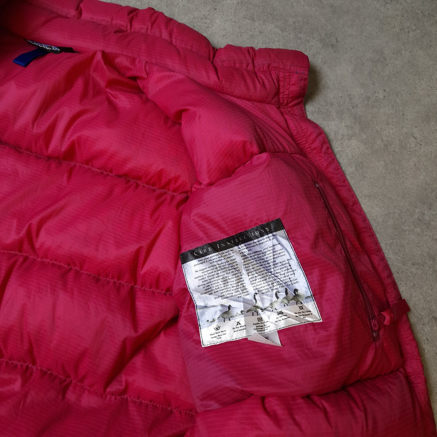 1980s Patagonia down gilet in blue and pink - XL
