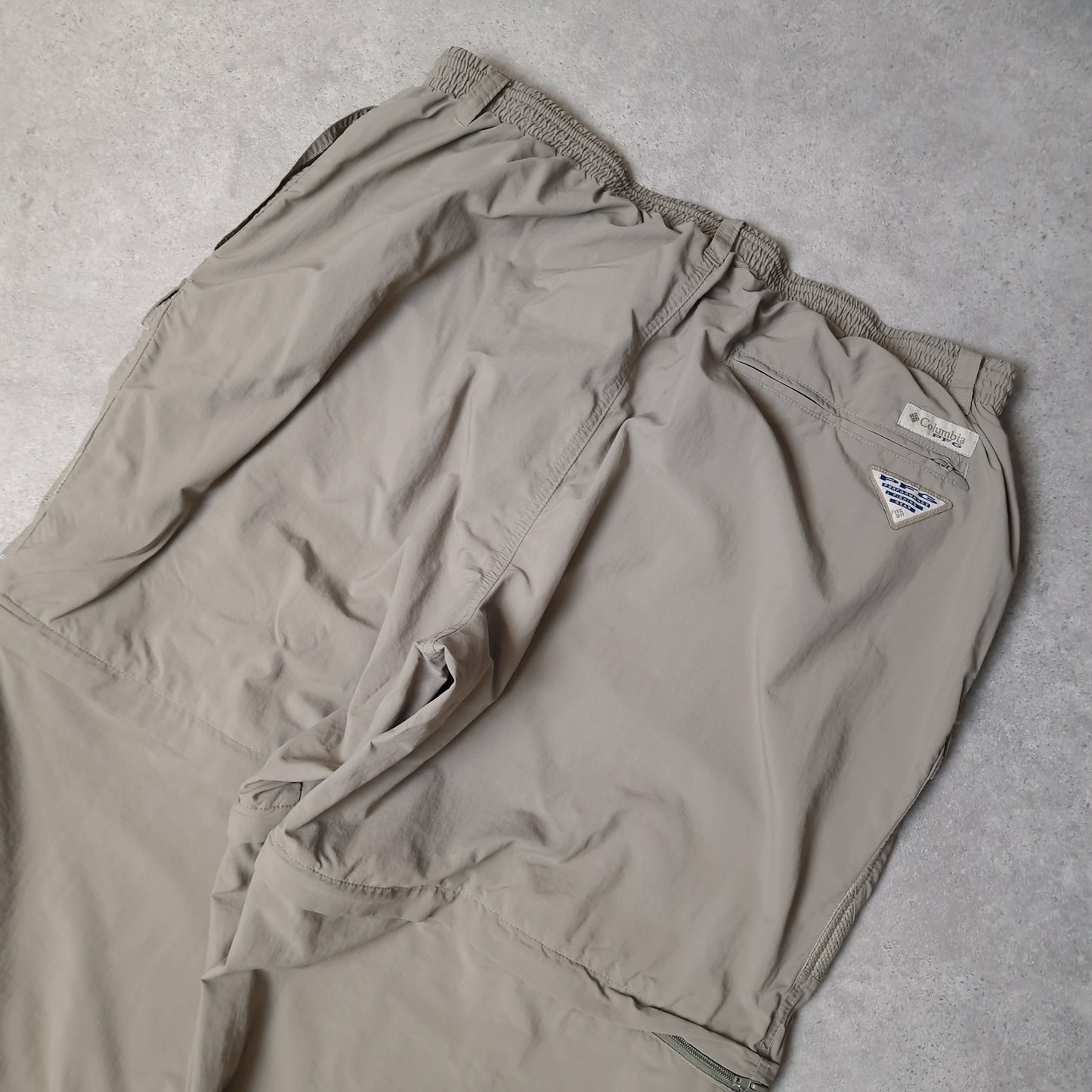Columbia PFG convertble trousers in khaki green - XXL