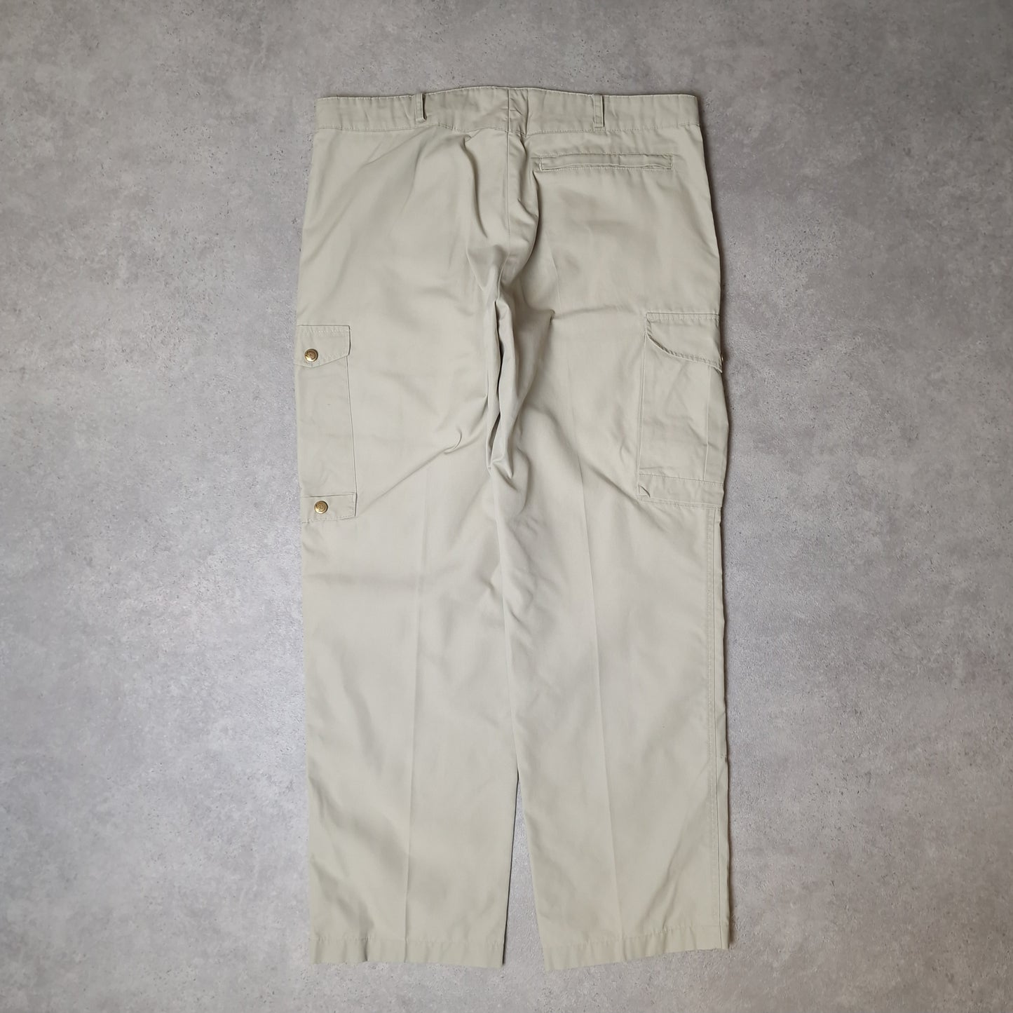 Vintage Fjallraven trousers in cream - 36x33
