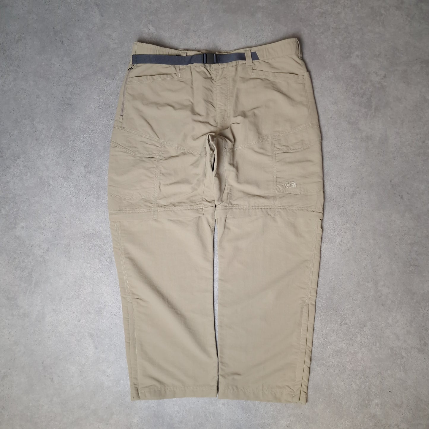 The North Face convertible baggy trousers in beige - XXL