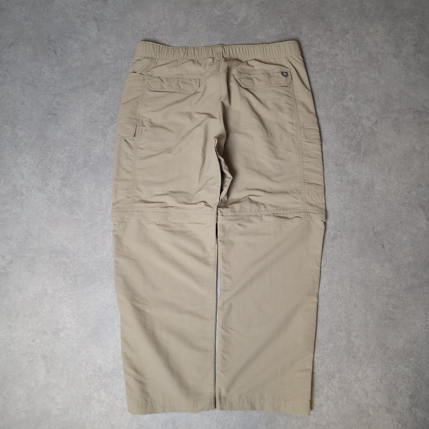 The North Face convertible baggy trousers in beige - XXL