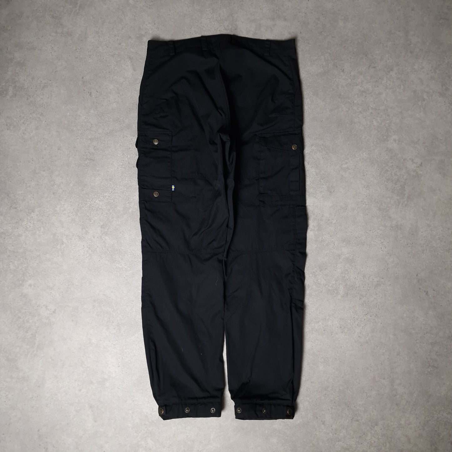 Fjallraven G-1000 trousers in black - women's large