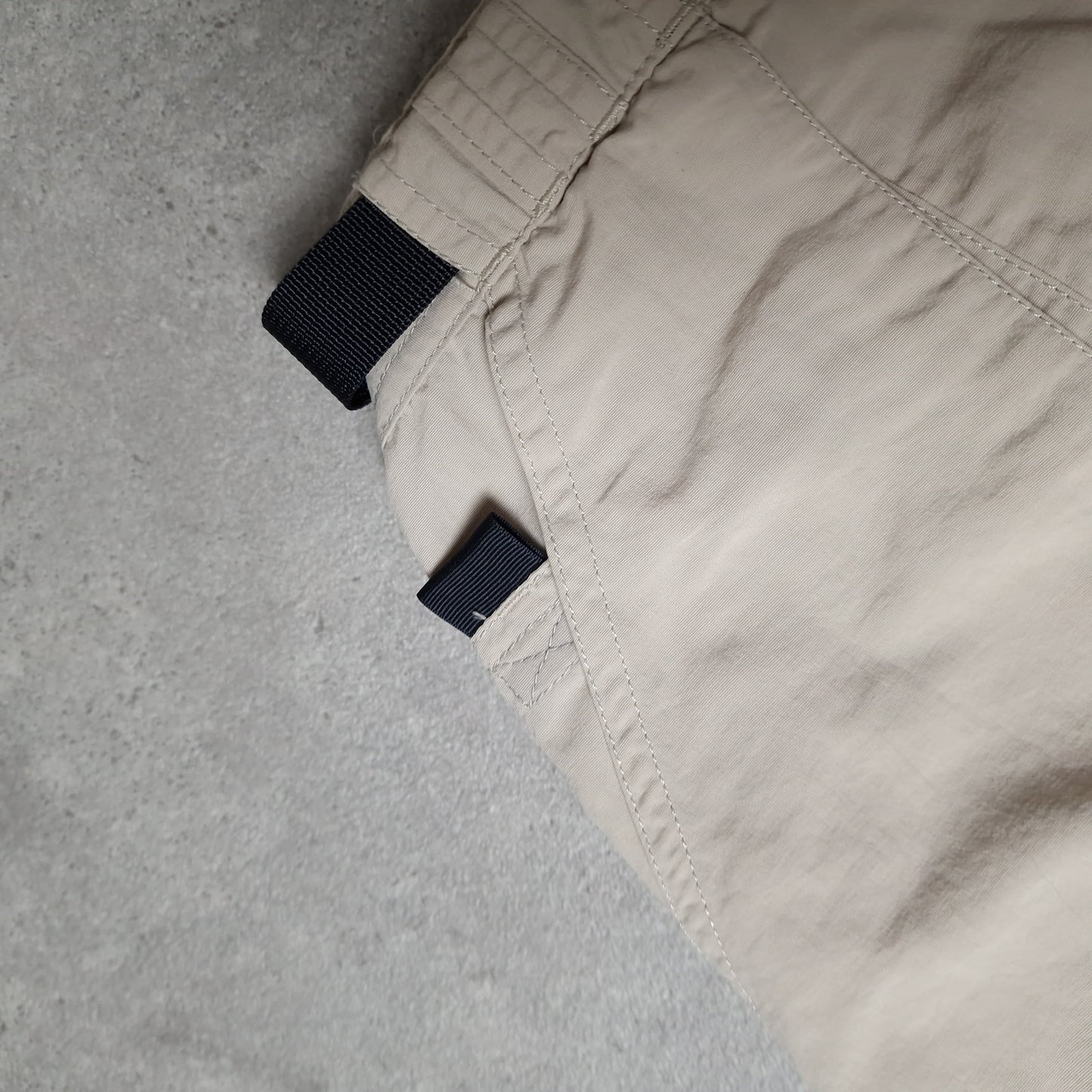 The North Face convertible baggy trousers in beige - women's XL