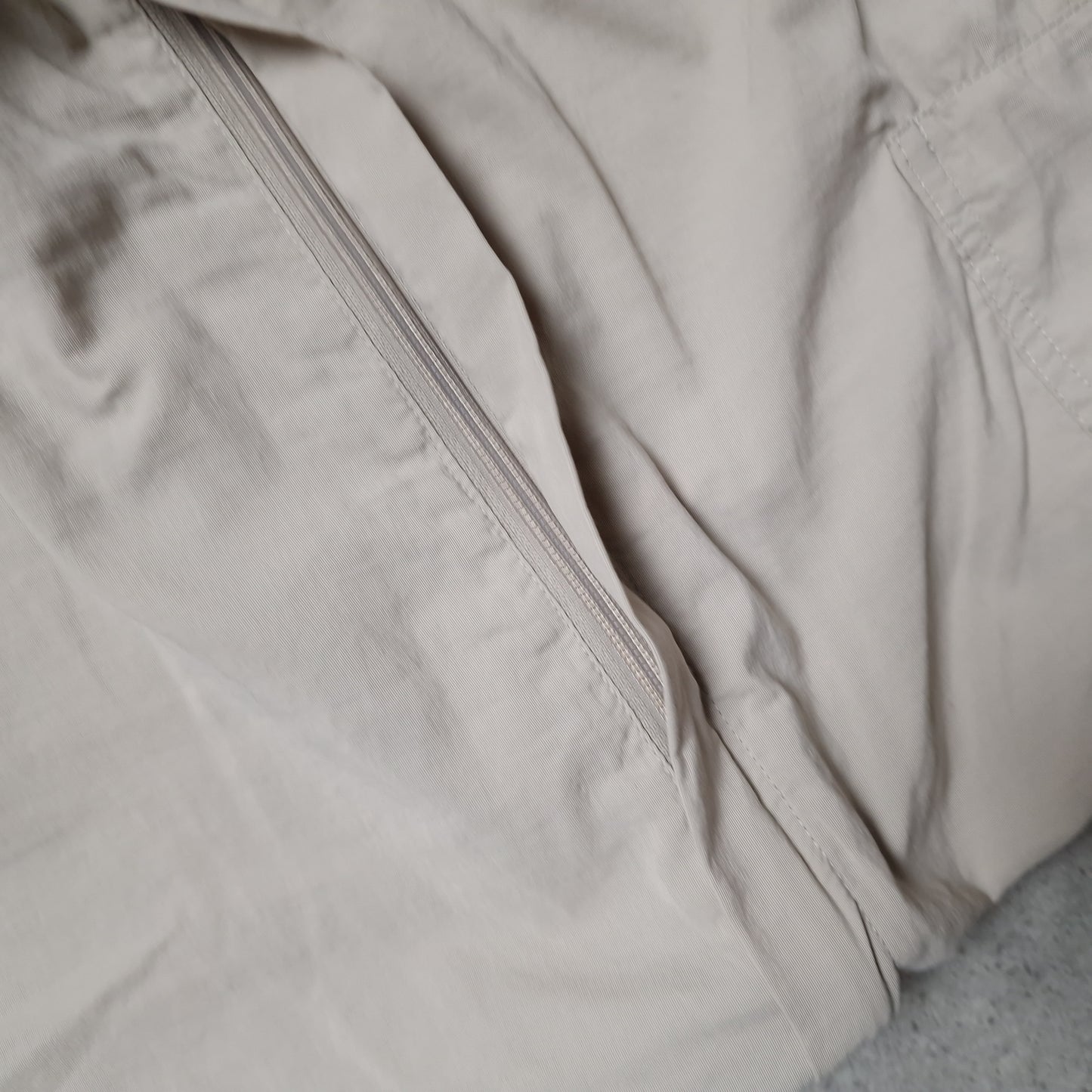 The North Face convertible baggy trousers in beige - women's XL