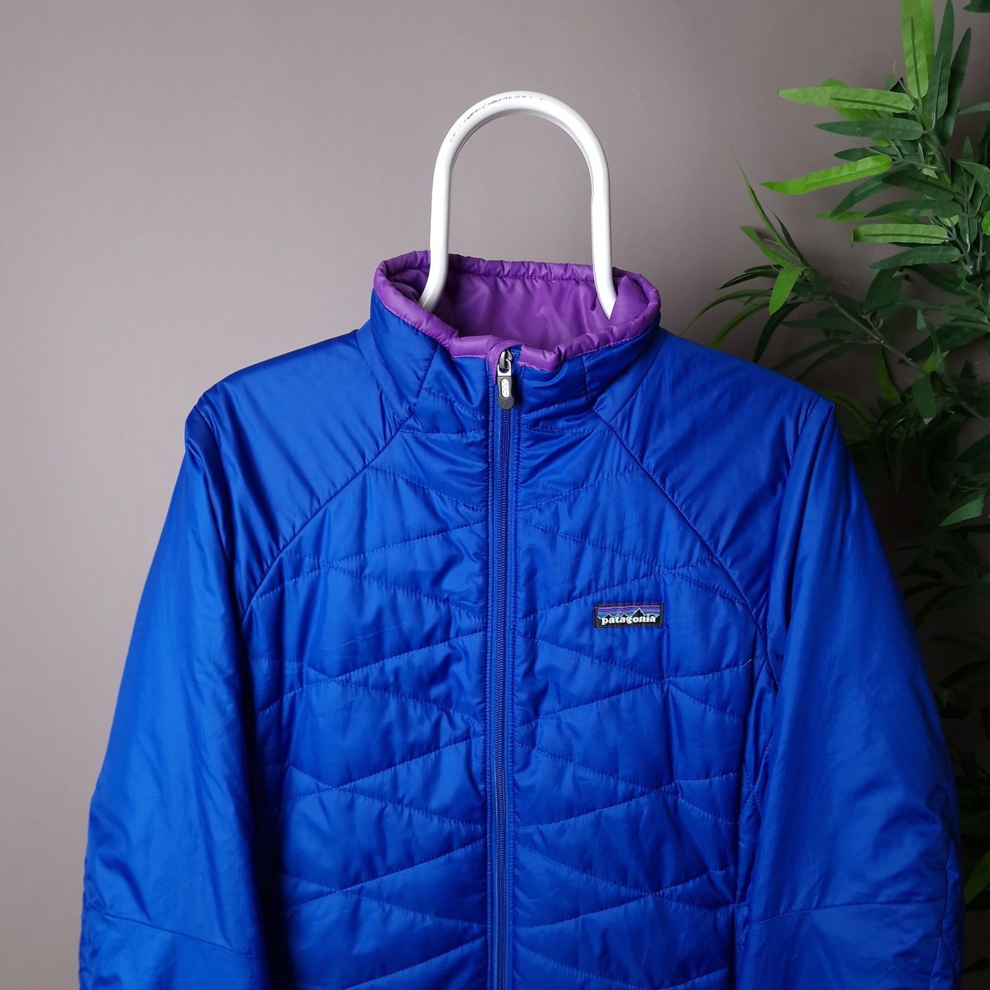 Patagonia primaloft jacket in blue - women's large