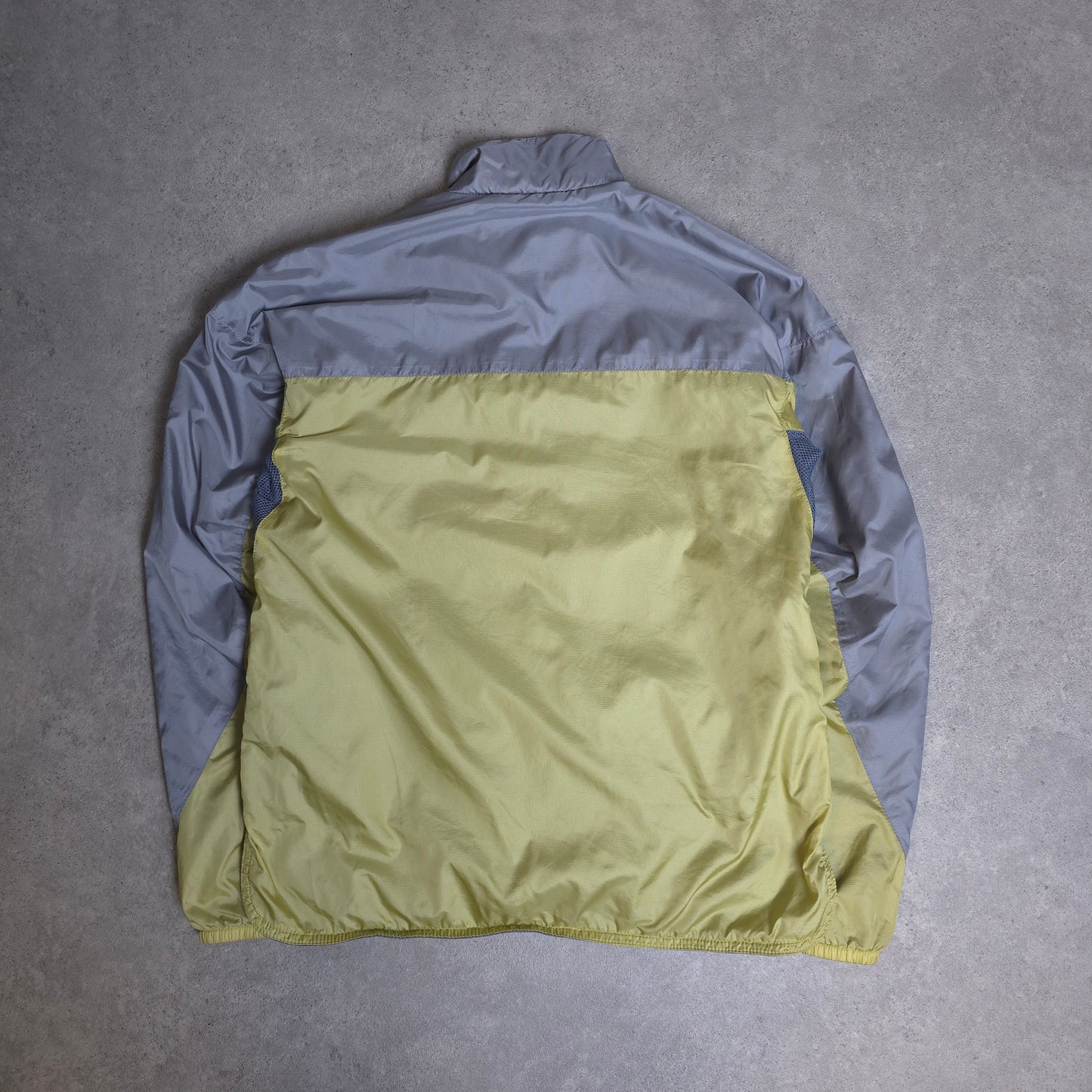 Marmot fleece lined windbreaker in green and grey - women's small