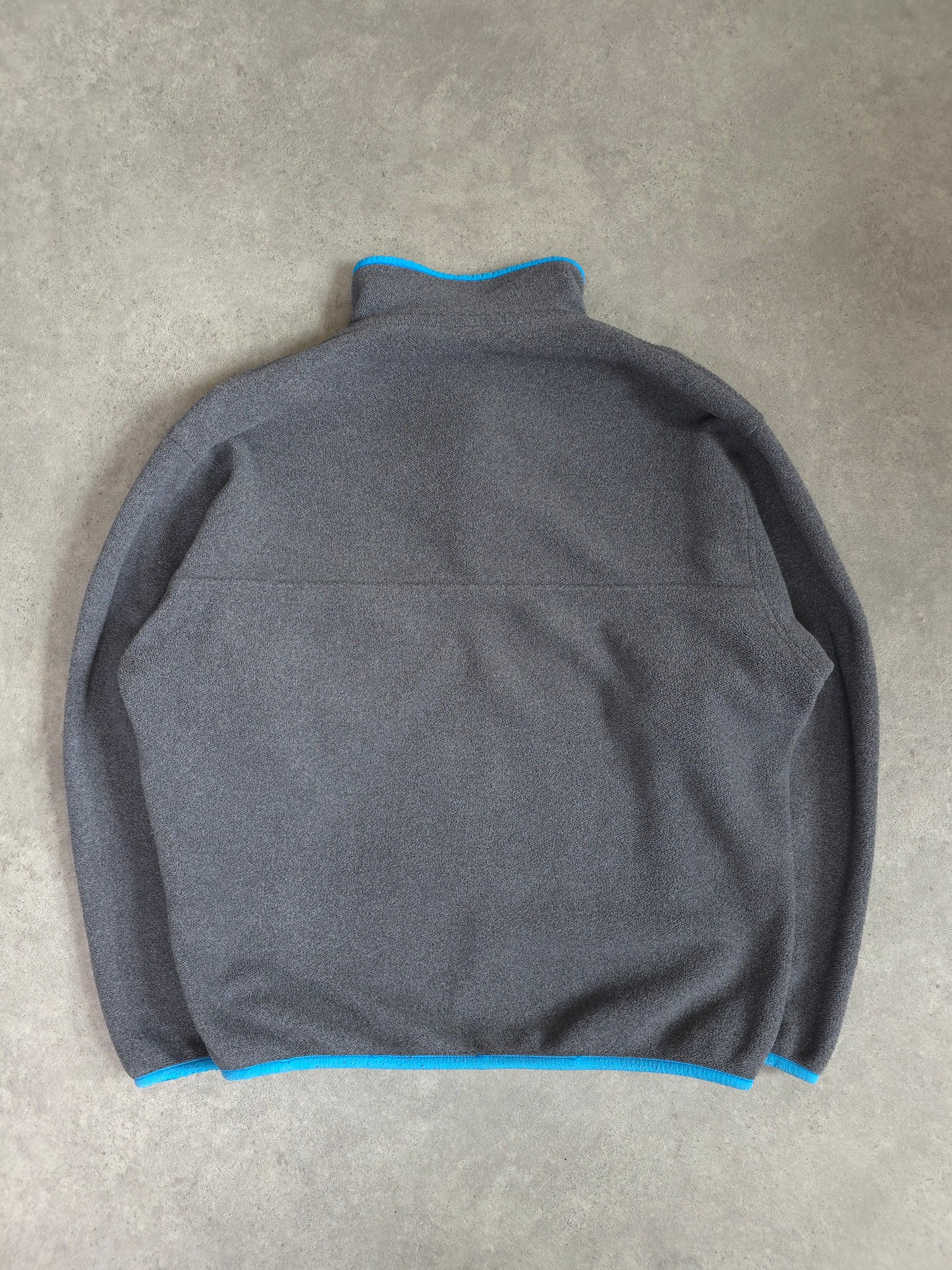 Patagonia snap-t synchilla fleece in grey and blue - medium
