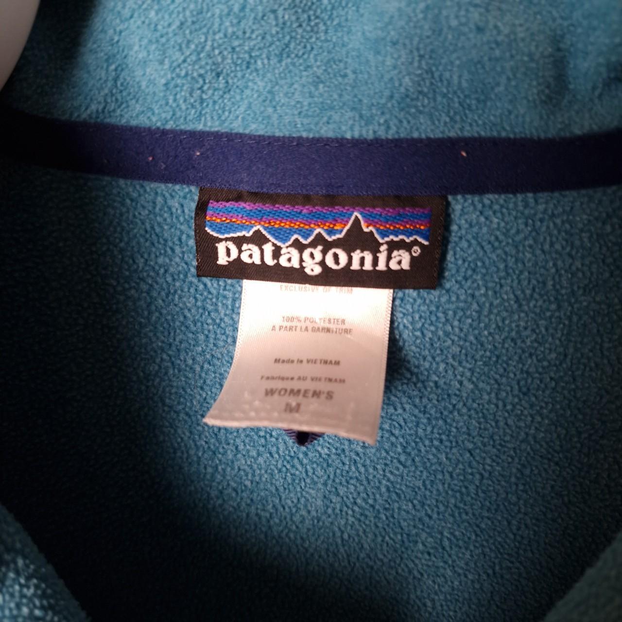Patagonia zip up fleece in blue - women's medium