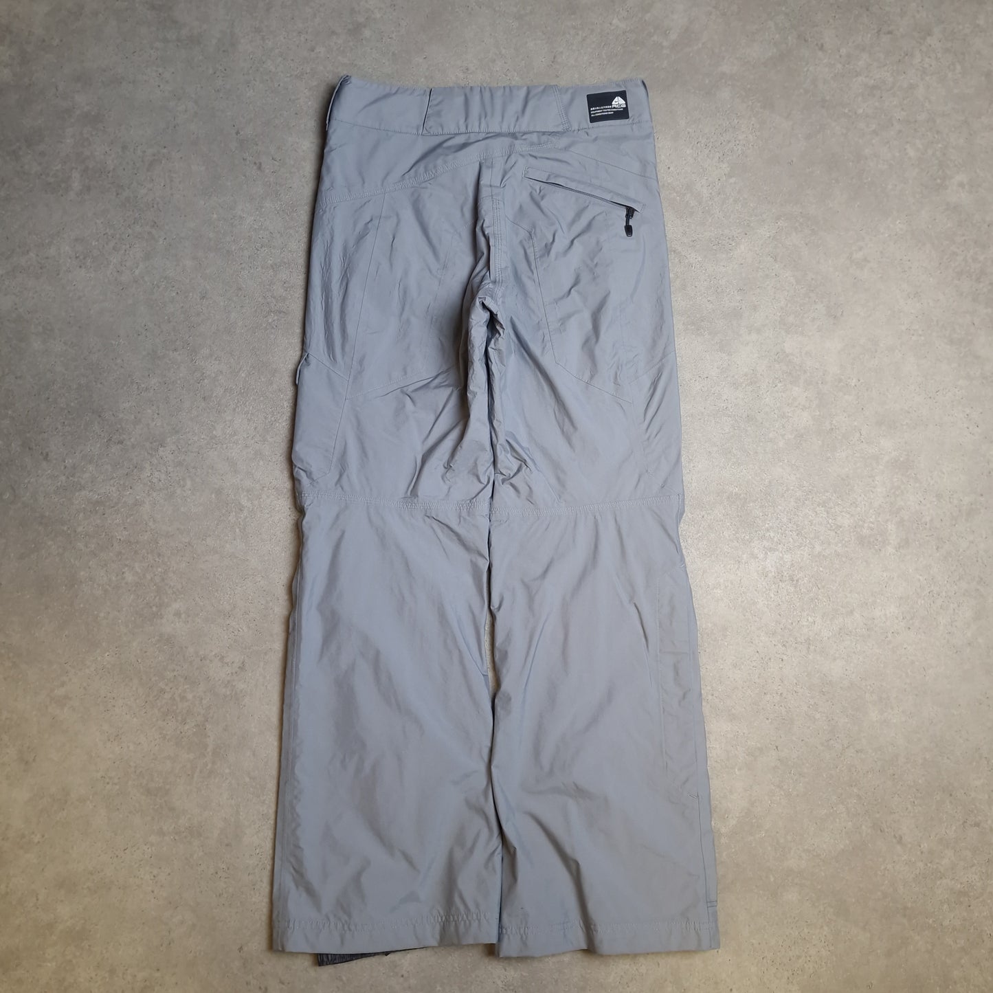 Nike ACG ski snowboard trousers in grey - small