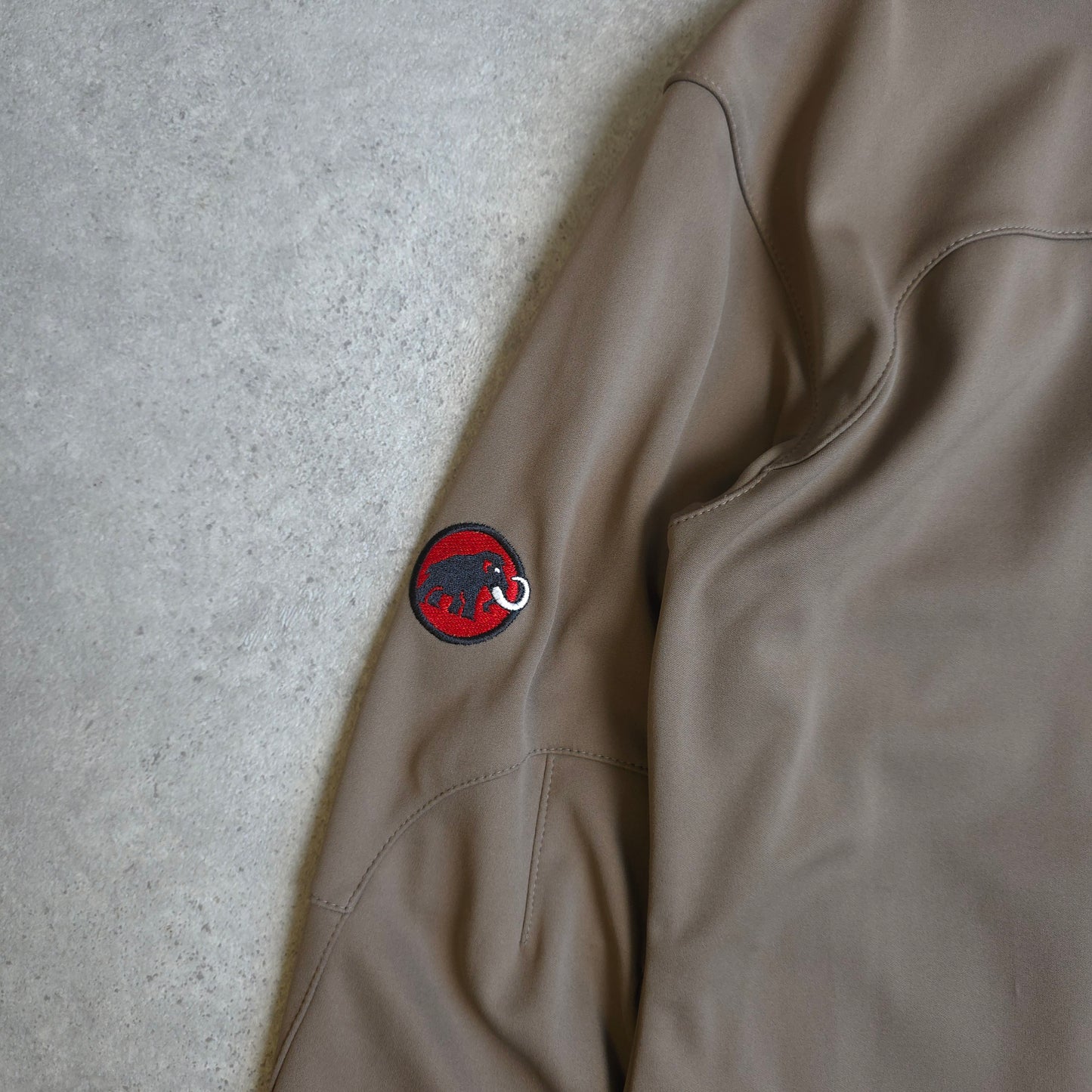 Mammut soft shell jacket in brown - women's small