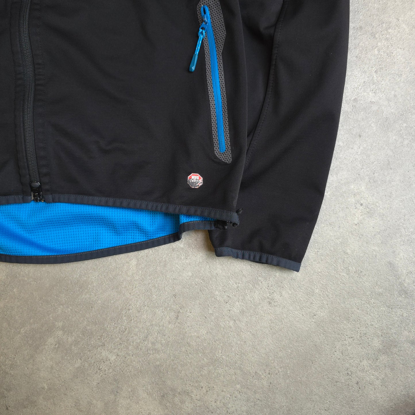 Mammut soft shell jacket with hood in black - XL