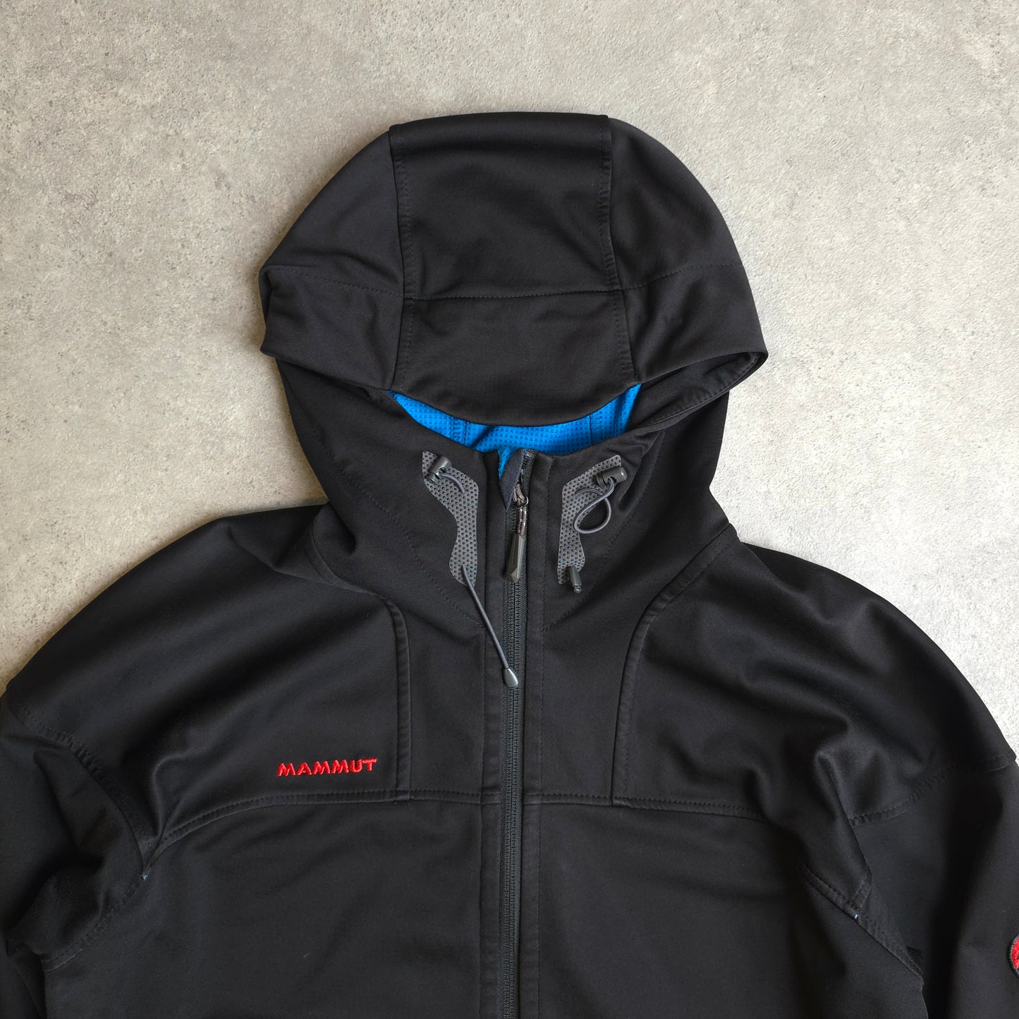 Mammut soft shell jacket with hood in black - XL