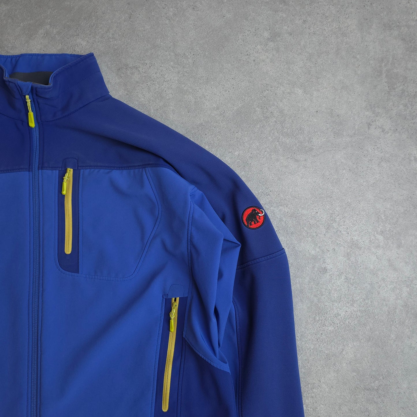 Mammut soft shell jacket in blue - XXL