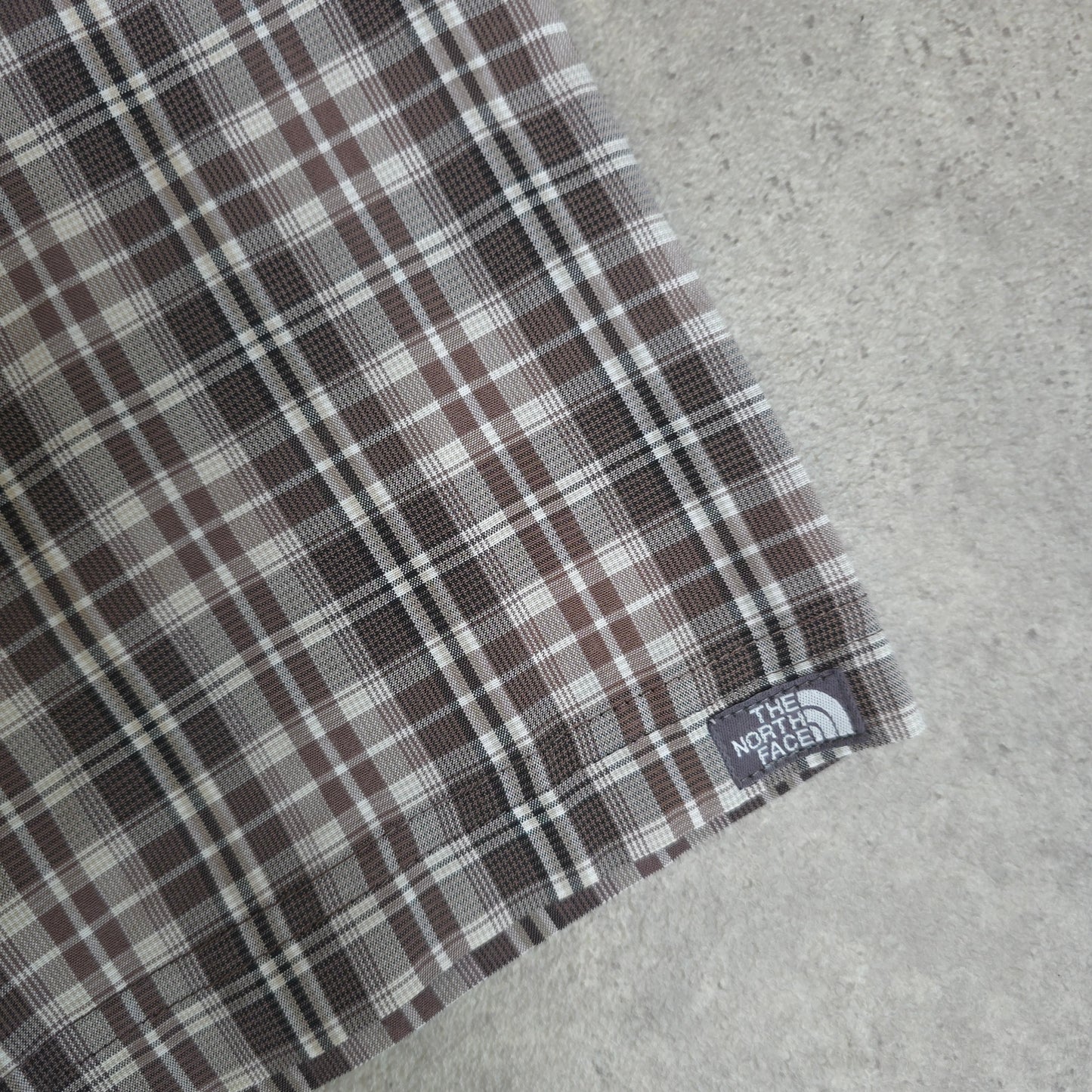 The North Face short sleeve shirt in brown and grey - size XL