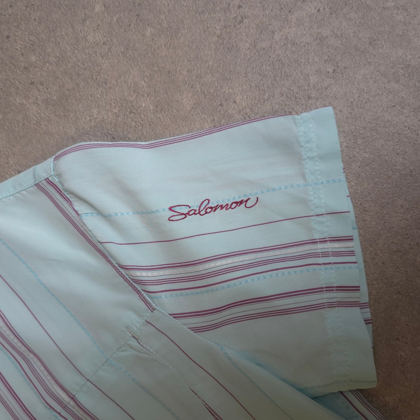 Salomon short sleeve shirt in blue - women's small