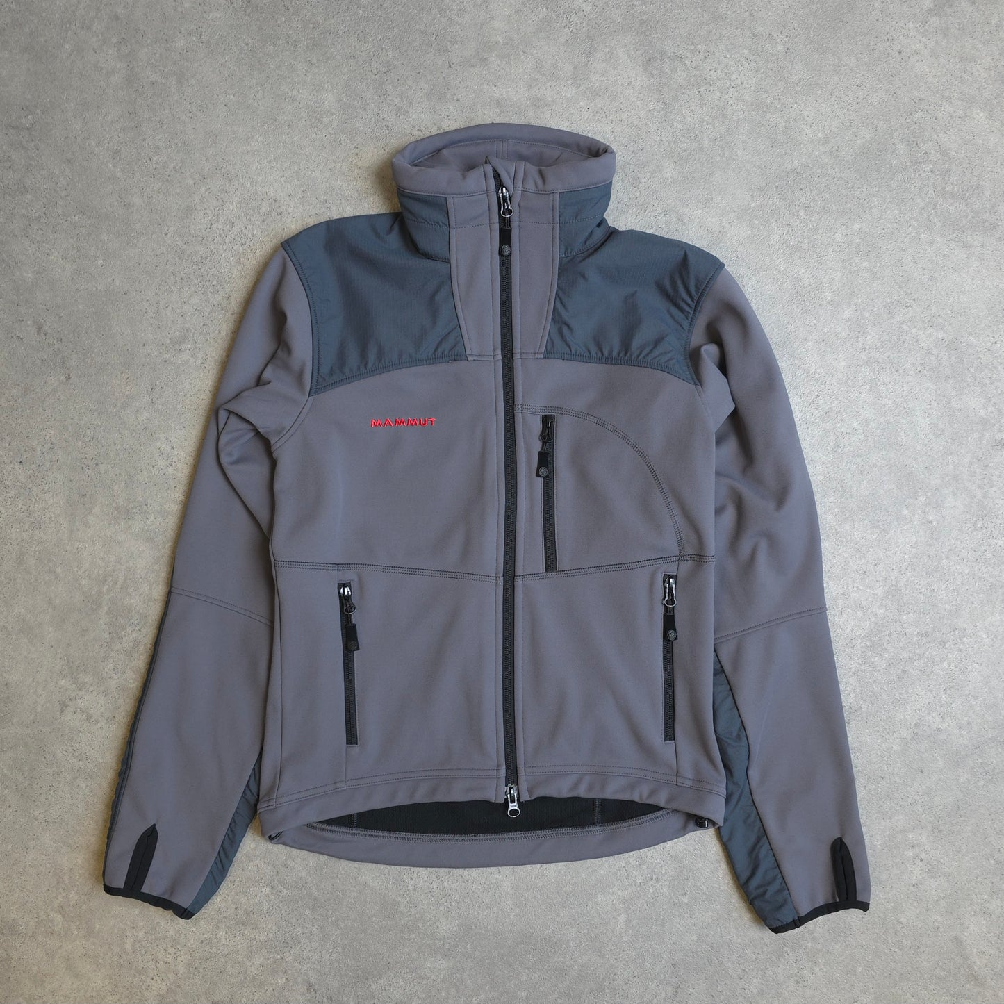 Mammut soft shell jacket in grey - XS