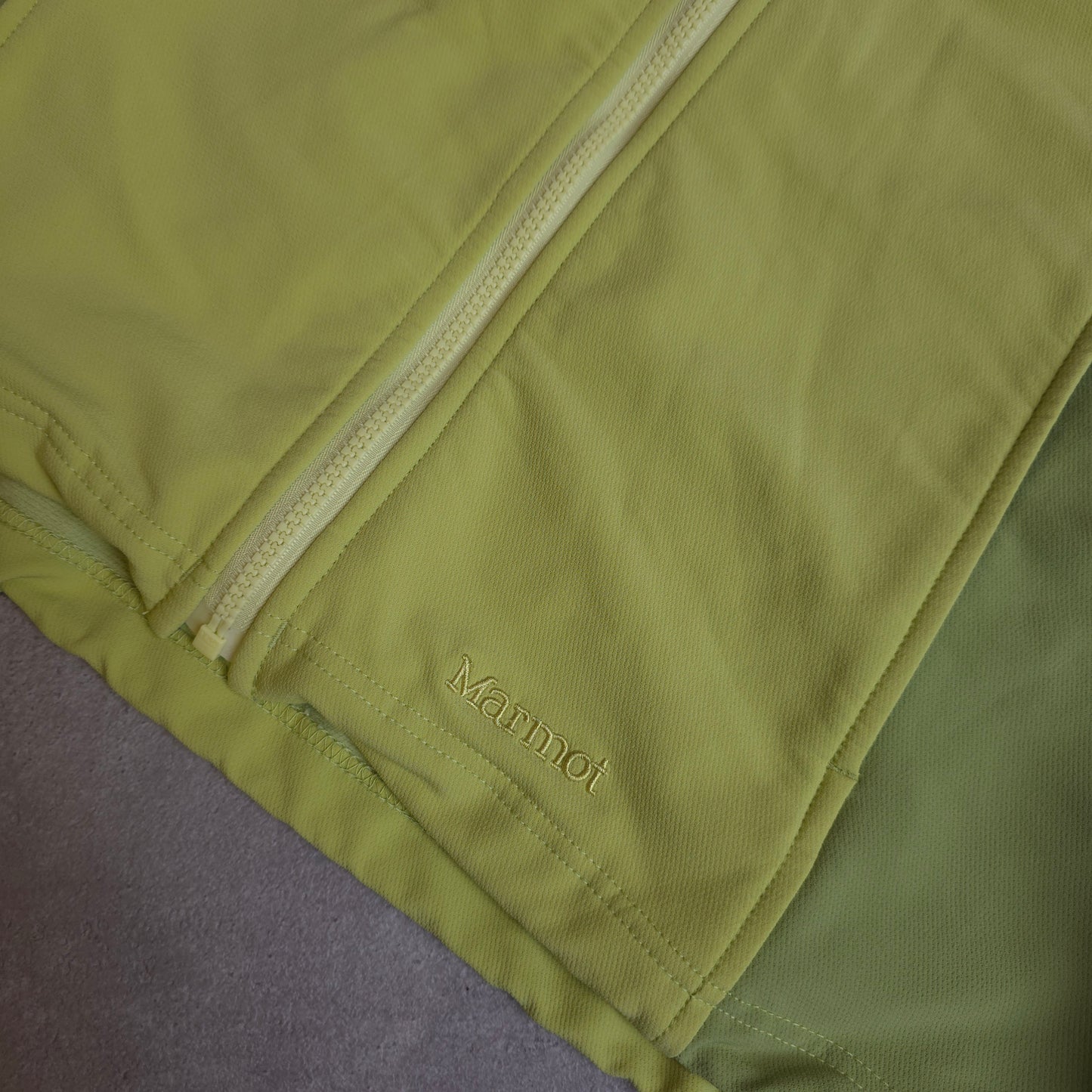 Marmot soft shell jacket in lime green - women's XL