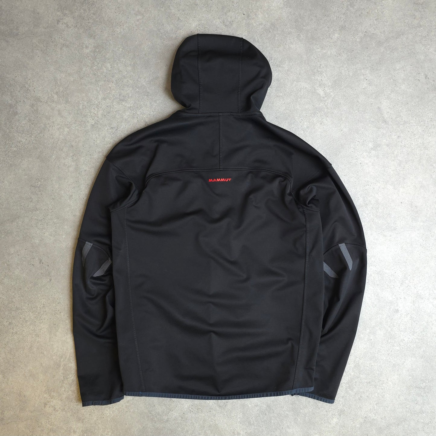 Mammut soft shell jacket with hood in black - XL