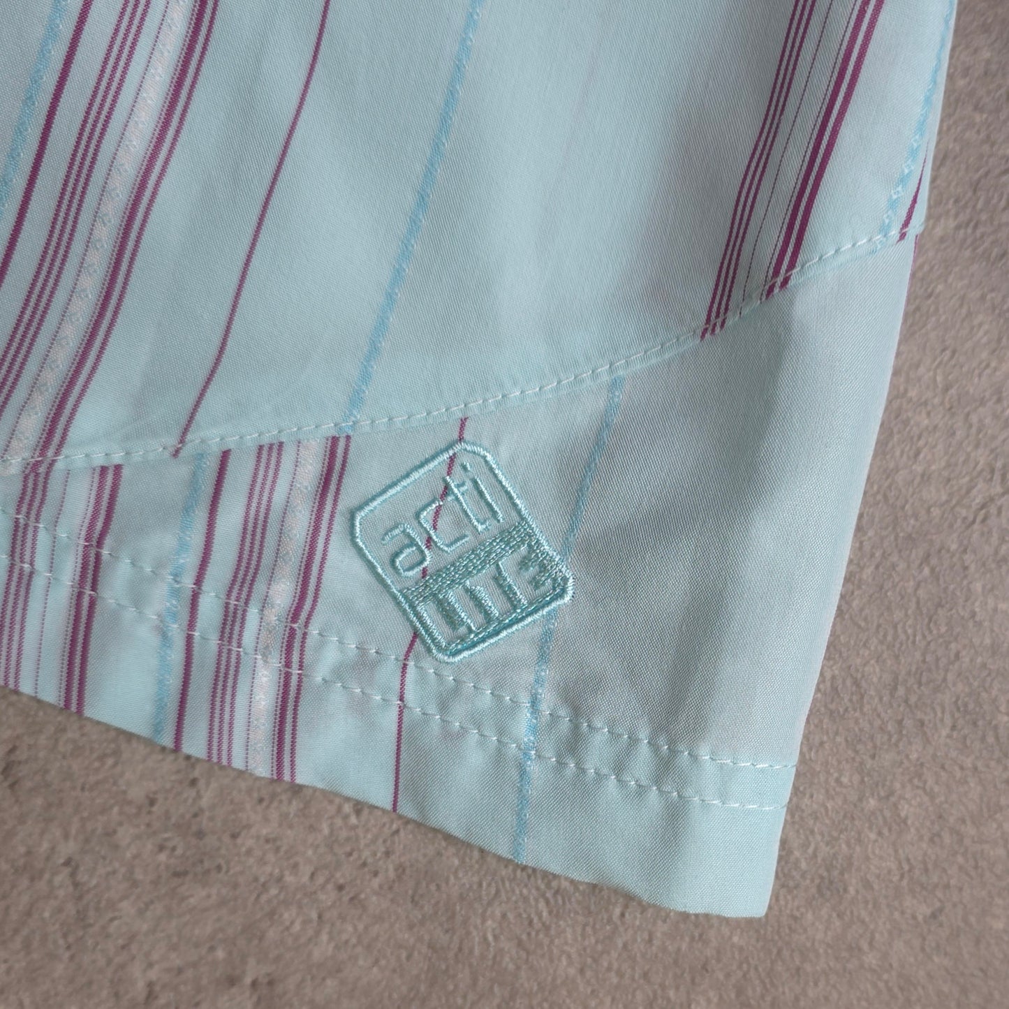 Salomon short sleeve shirt in blue - women's small