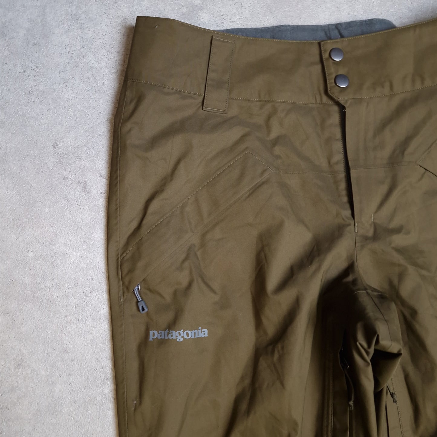 Patagonia snowshot pants. H2no waterproof shell - small
