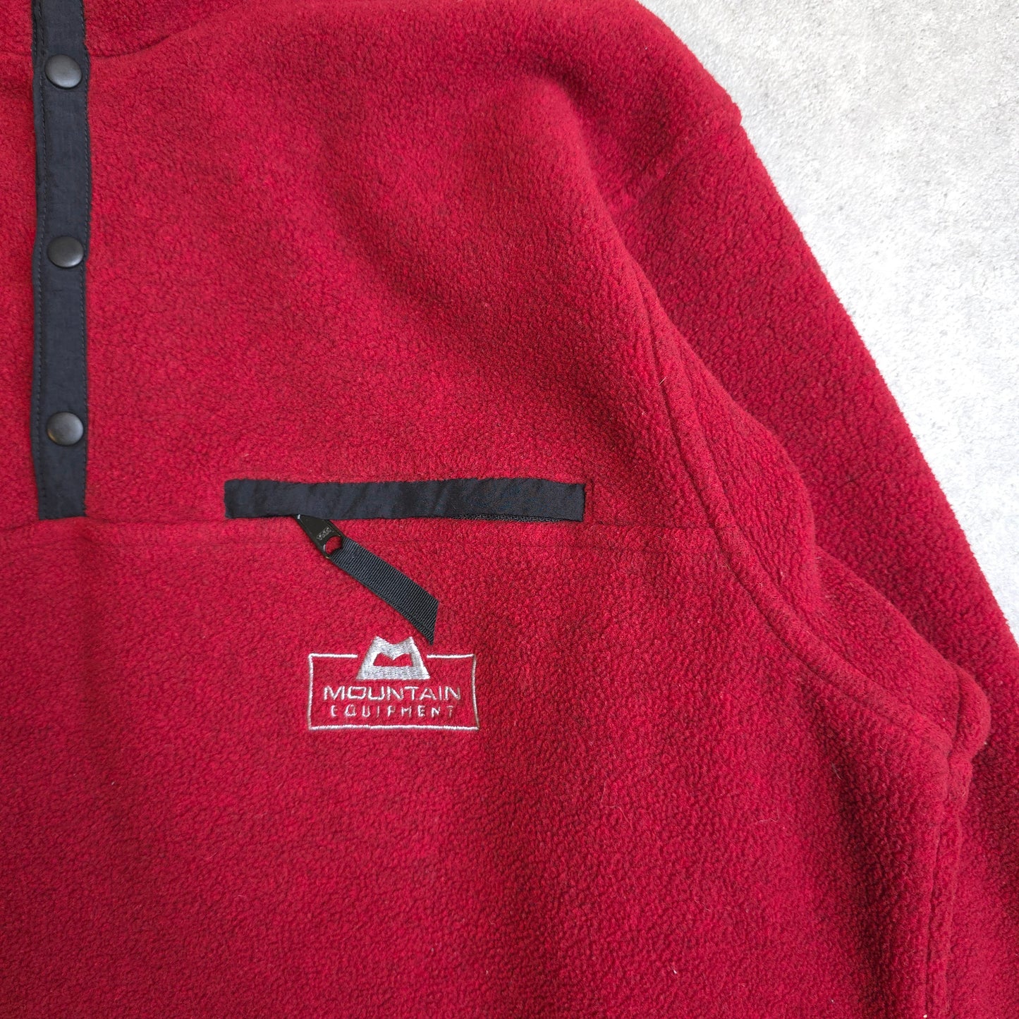 90's Mountain Equipment button up fleece in red - large