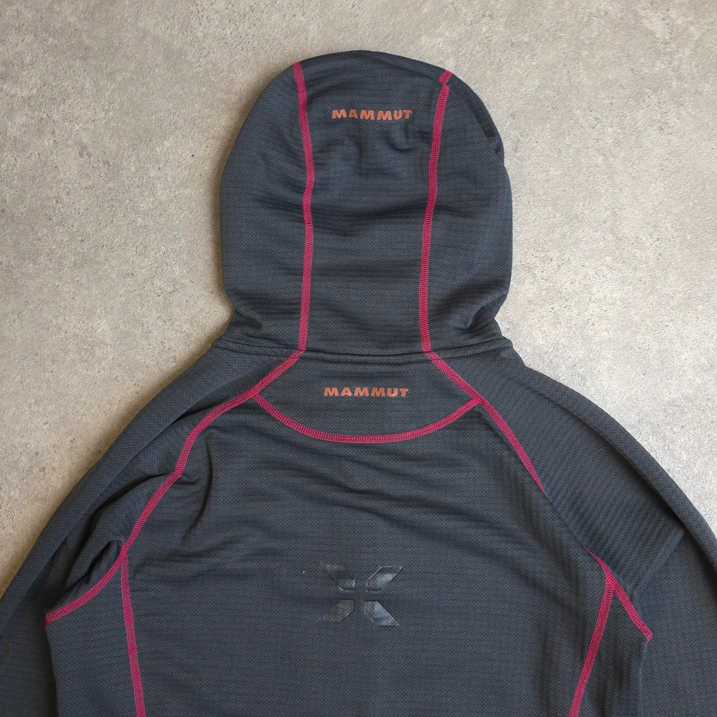 Mammut schneefeld jacket in grey, pink and orange - women's large
