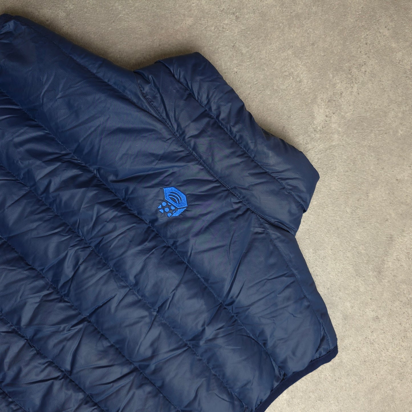 Mountain Hardwear 800 down fill gilet in blue - XL