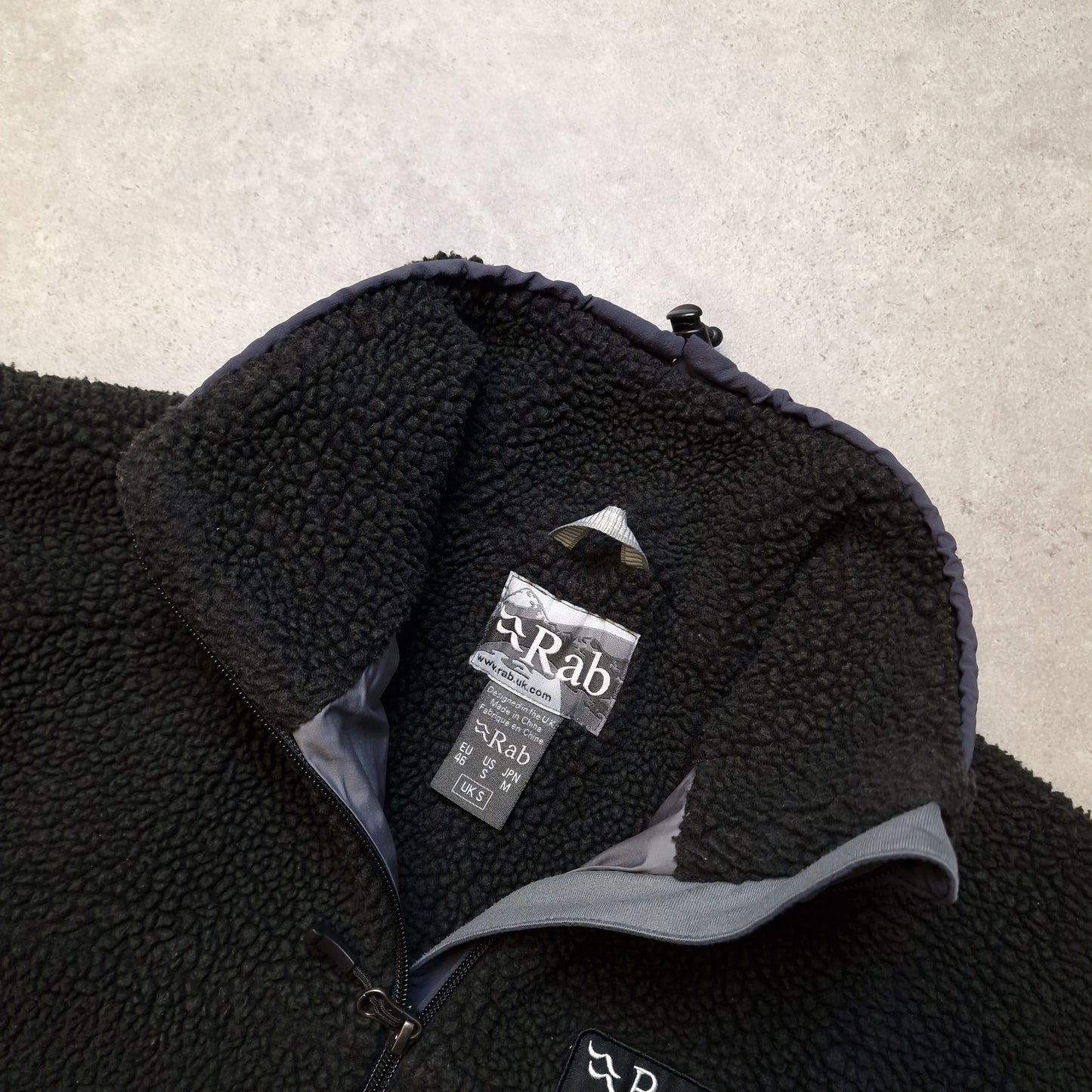 Rab original pile fleece jacket in grey - small