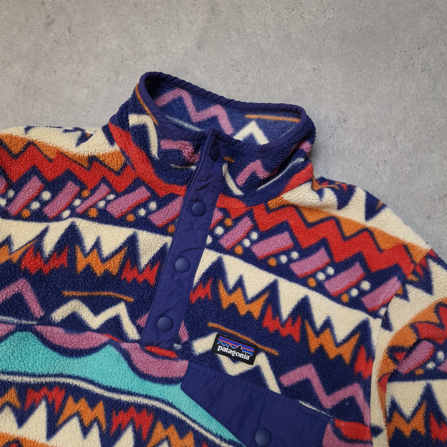 Patagonia patterned snap-t fleece in multicolour - Junior XL