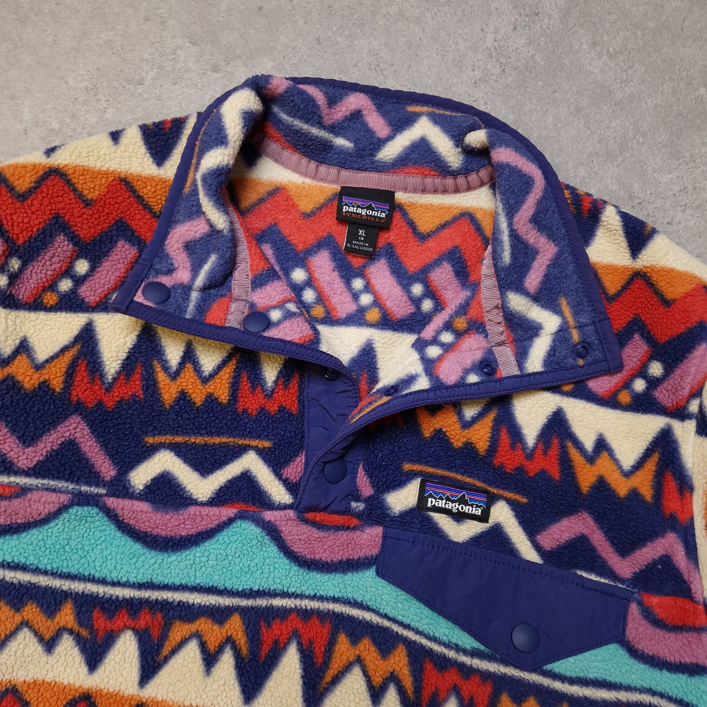 Patagonia patterned snap-t fleece in multicolour - Junior XL