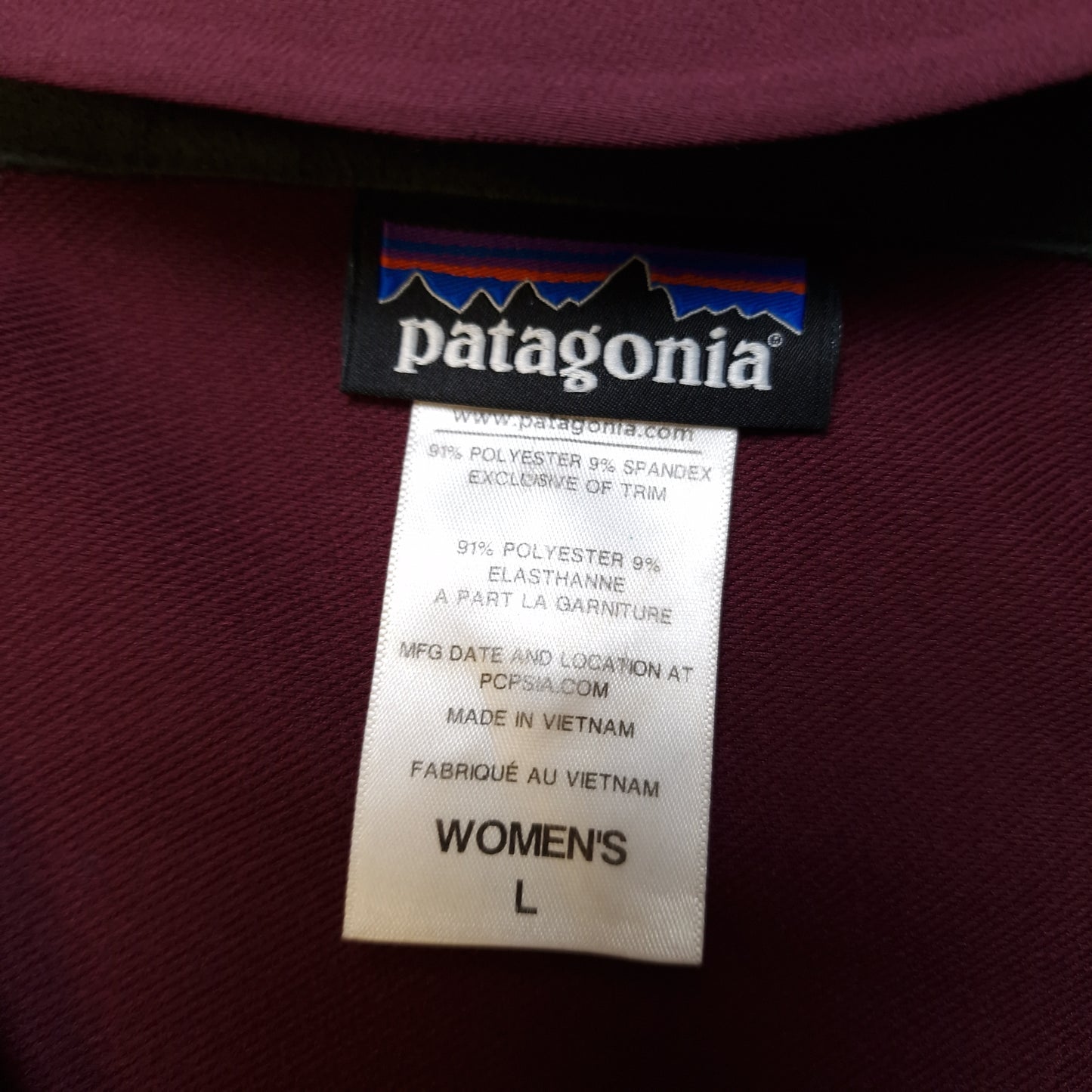 Patagonia soft shell jacket in burgundy - women's large