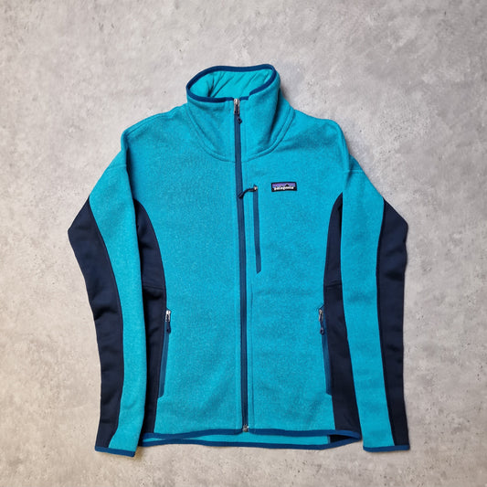 Patagonia full zip fleece in turquoise - women's small