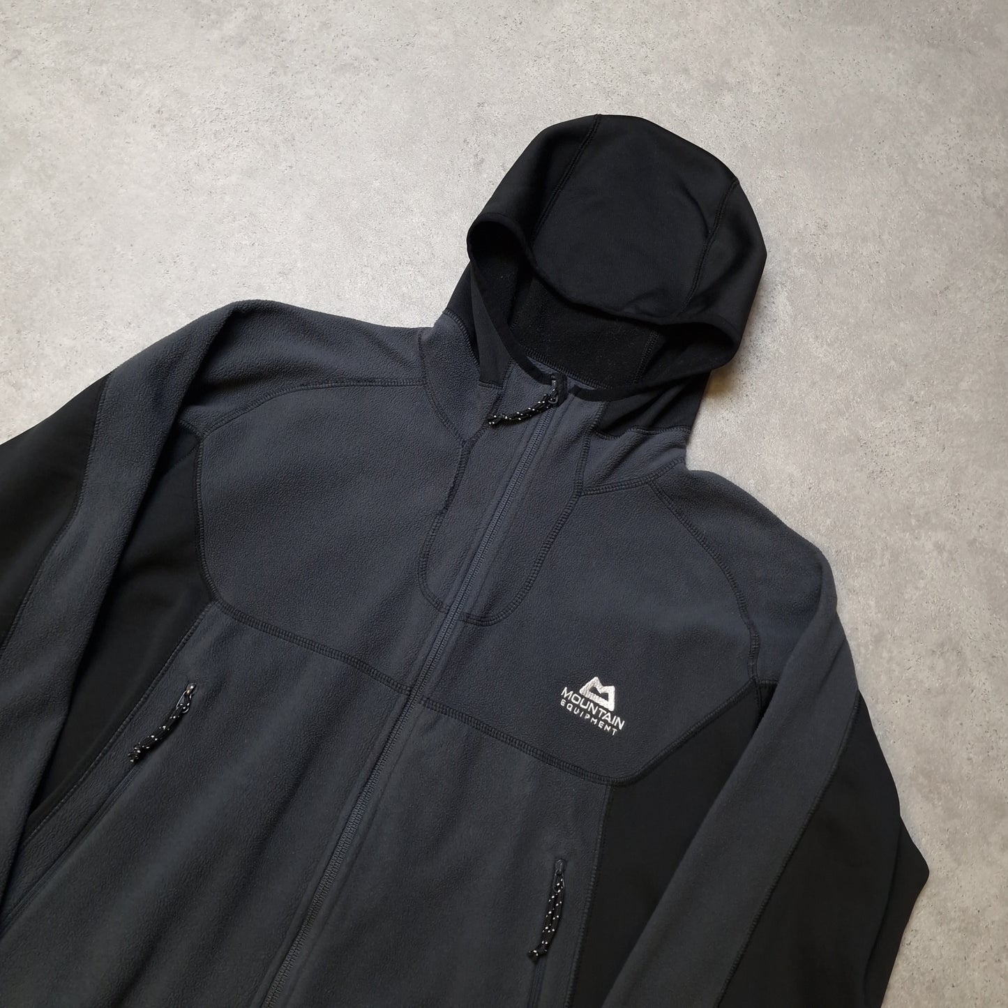 Mountain Equipment hooded fleece in grey - XL