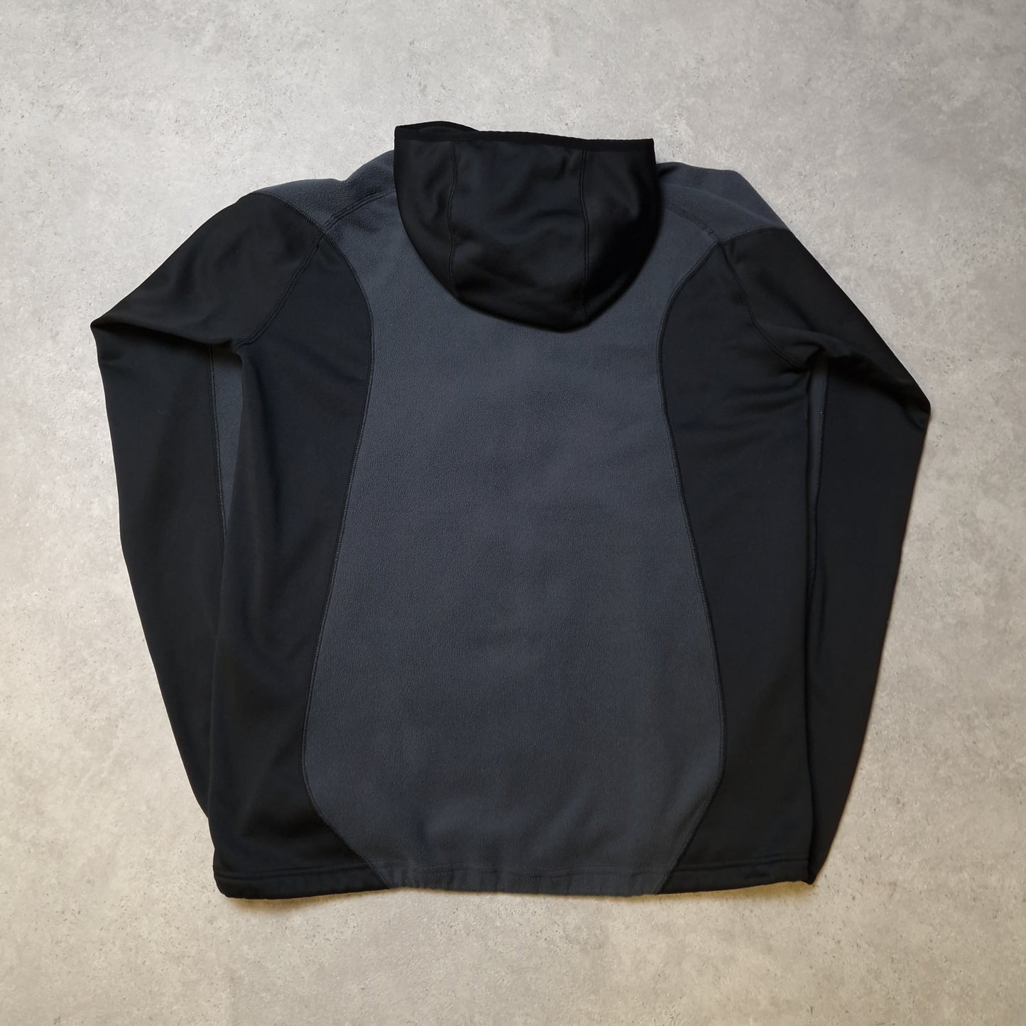 Mountain Equipment hooded fleece in grey - XL