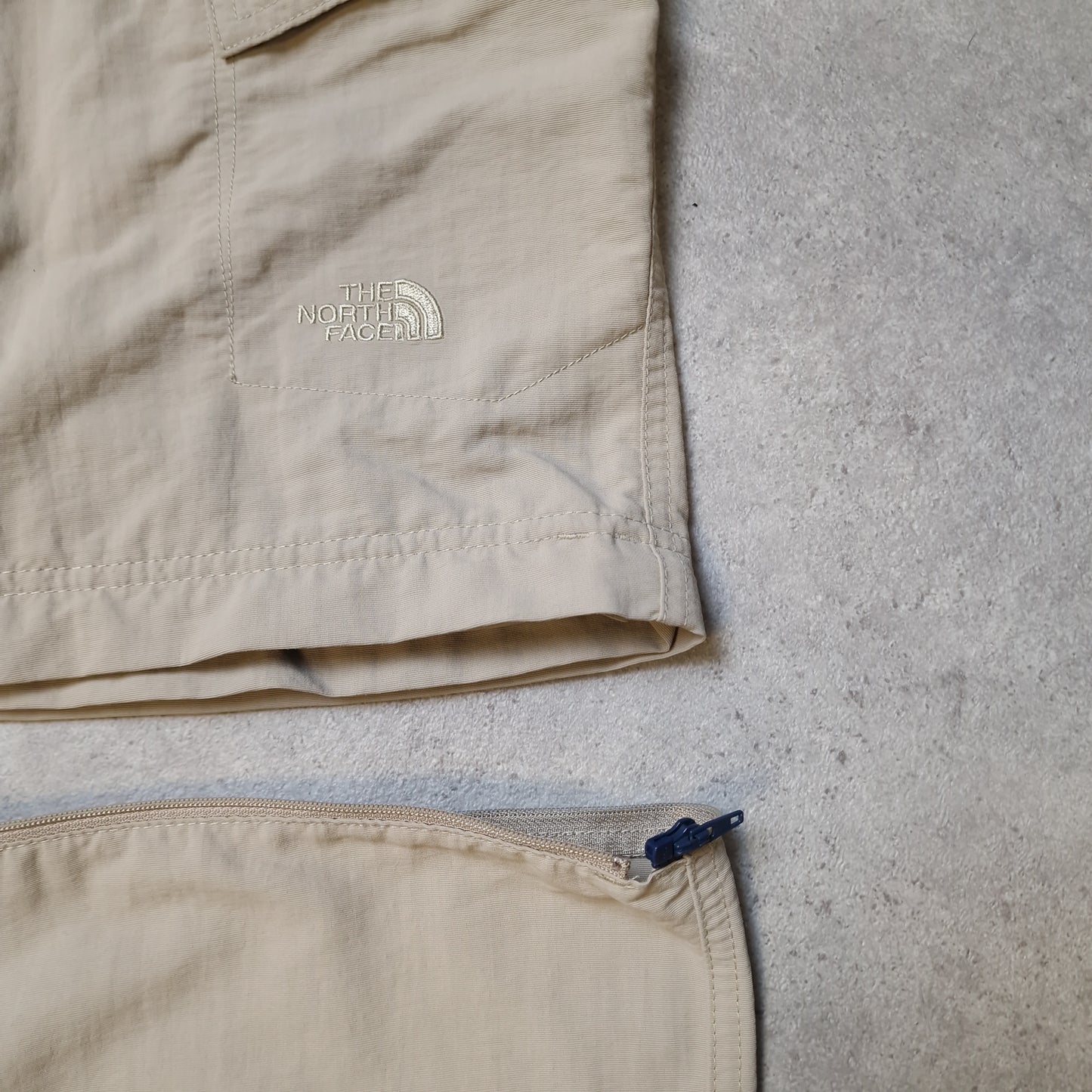 The North Face convertible trousers in cream - Women's medium