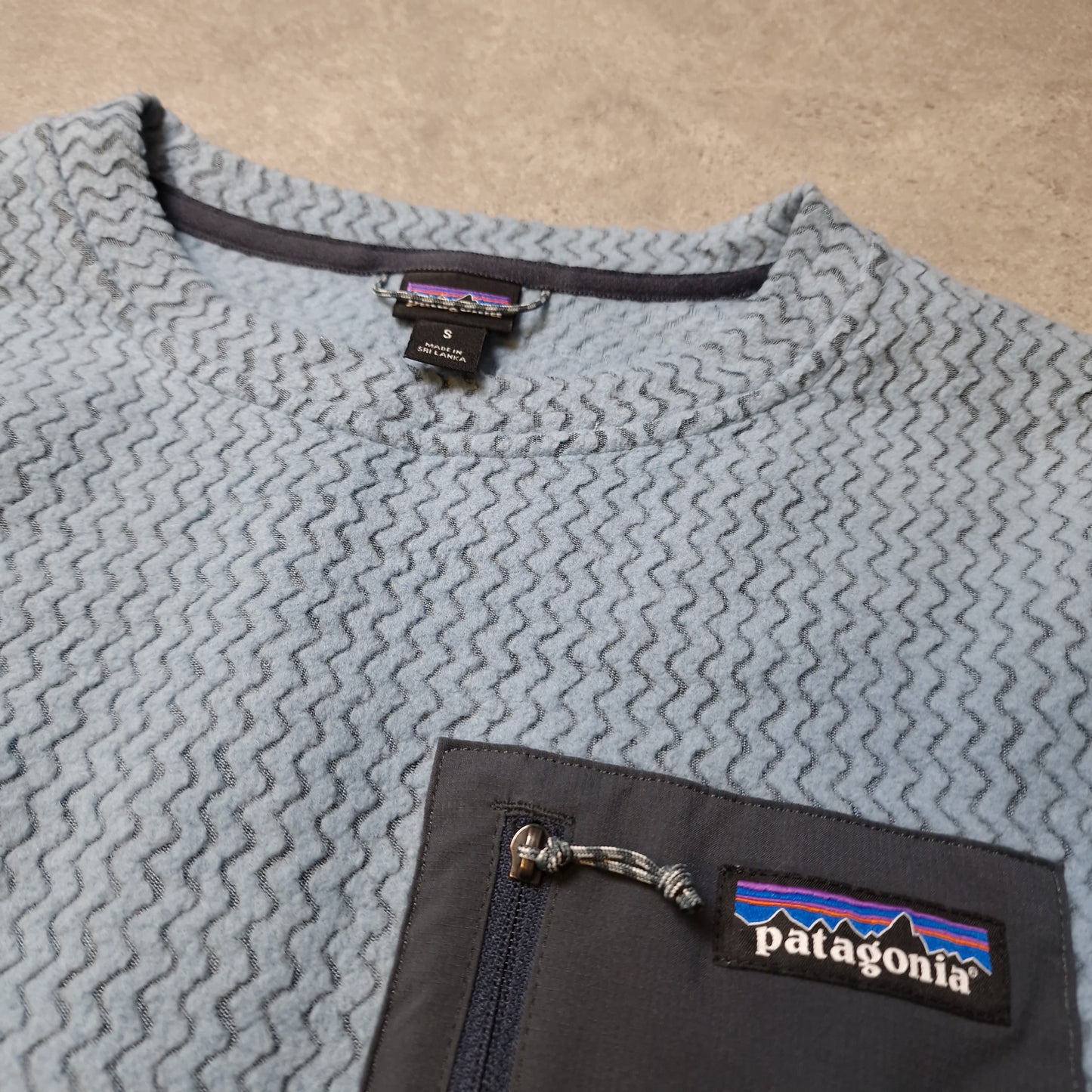 Patagonia regulator R1 air crew pullover in blue - small