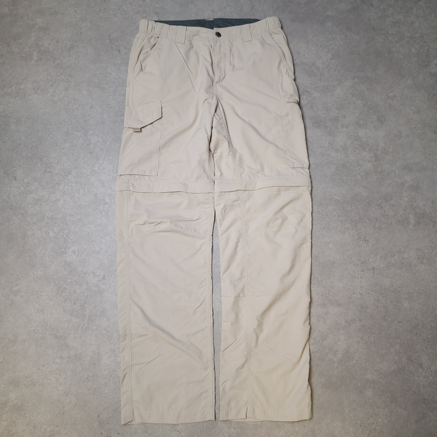 Columbia convertible omni shade trousers in cream - W32"