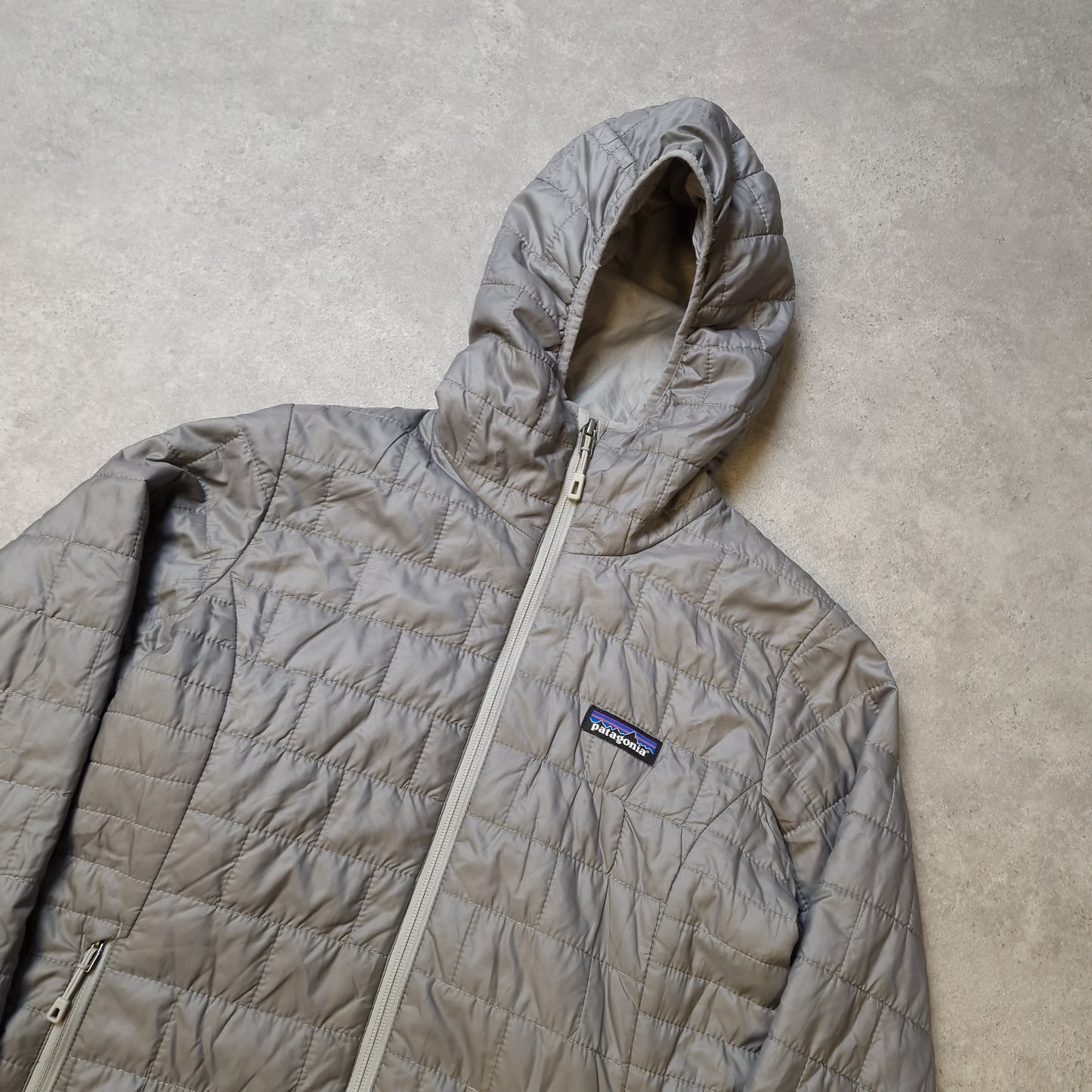 Partagonia nano puff primaloft jacket in grey - women's small