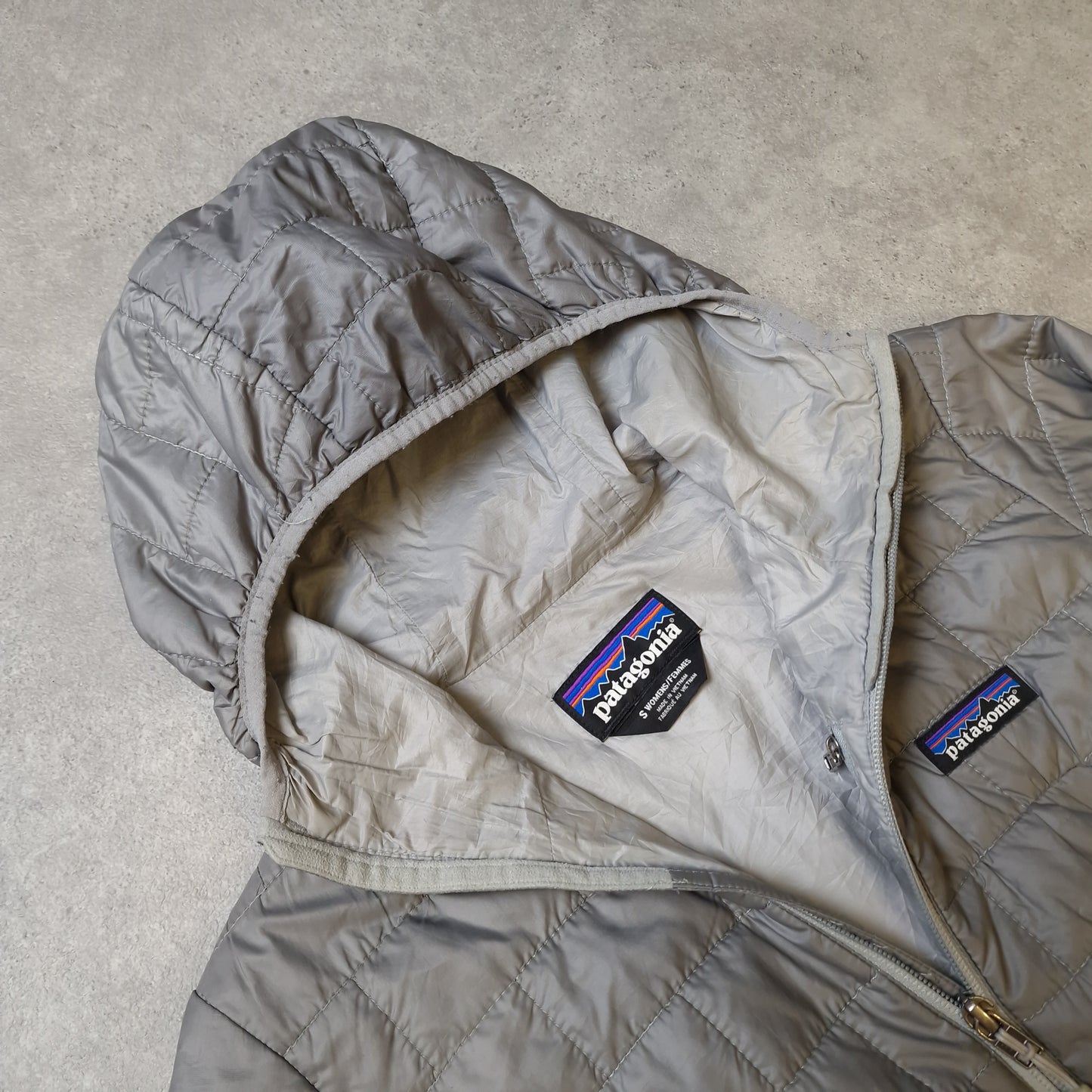 Partagonia nano puff primaloft jacket in grey - women's small