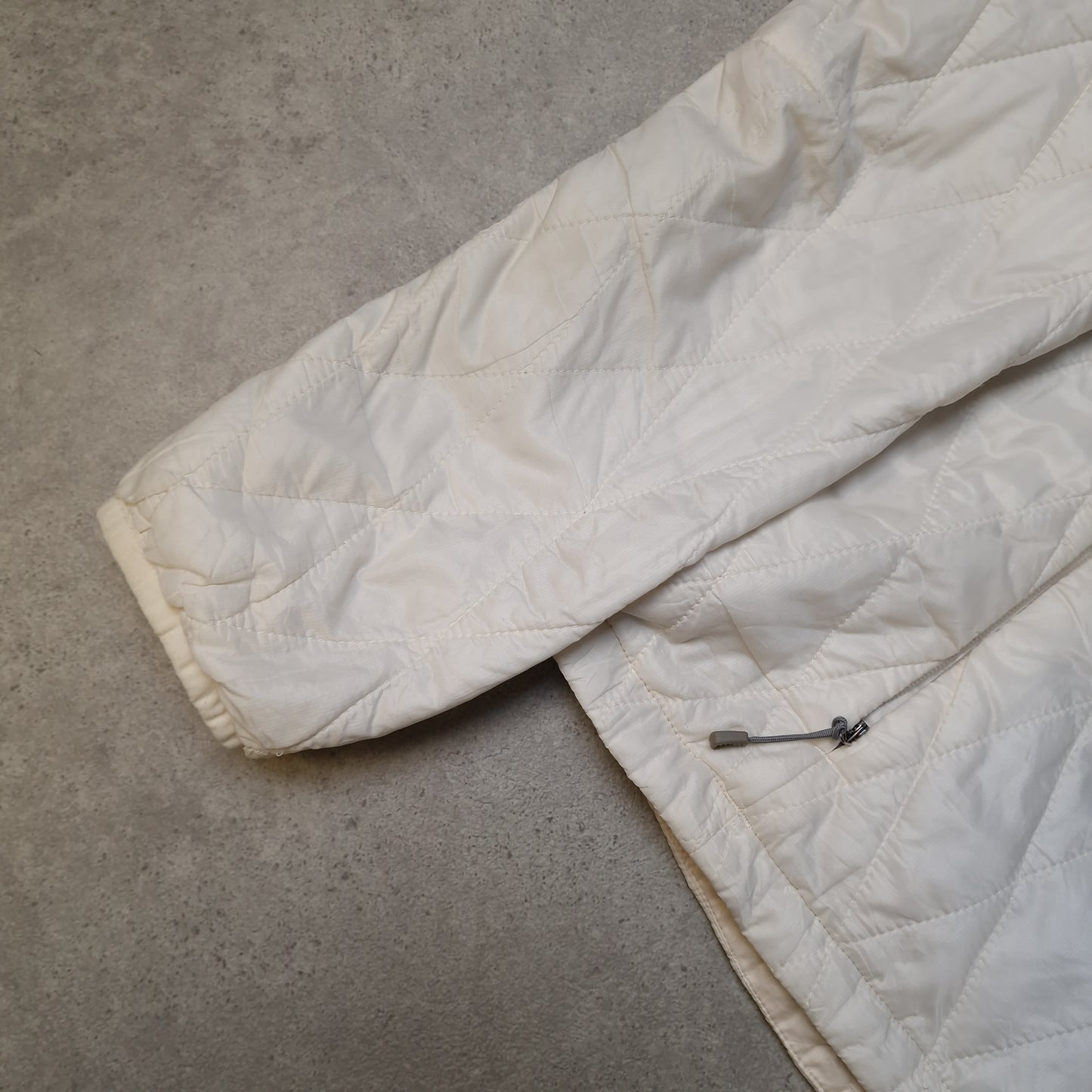 Patagonia nano puff down jacket in white - women's medium