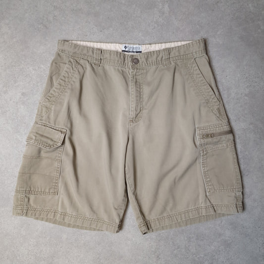Columbia cargo shorts in beige - 34"
