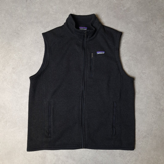 Patagonia better sweater vest in black - large