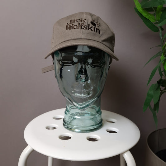 90s Jack Wolfskin cap in khaki
