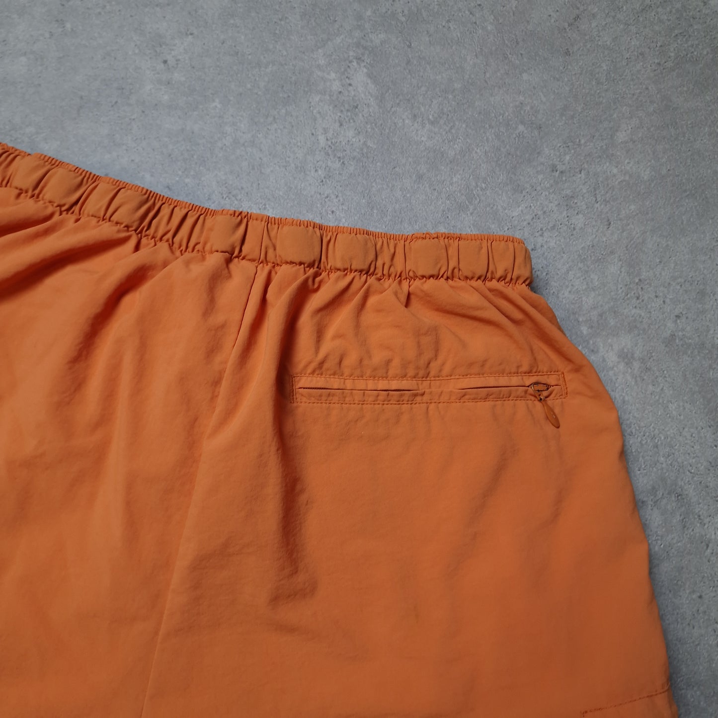 Columbia shorts in orange - small