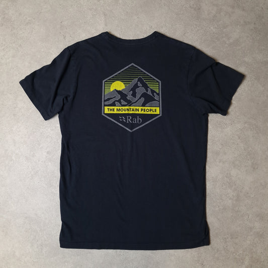 Rab graphic t-shirt in black - medium
