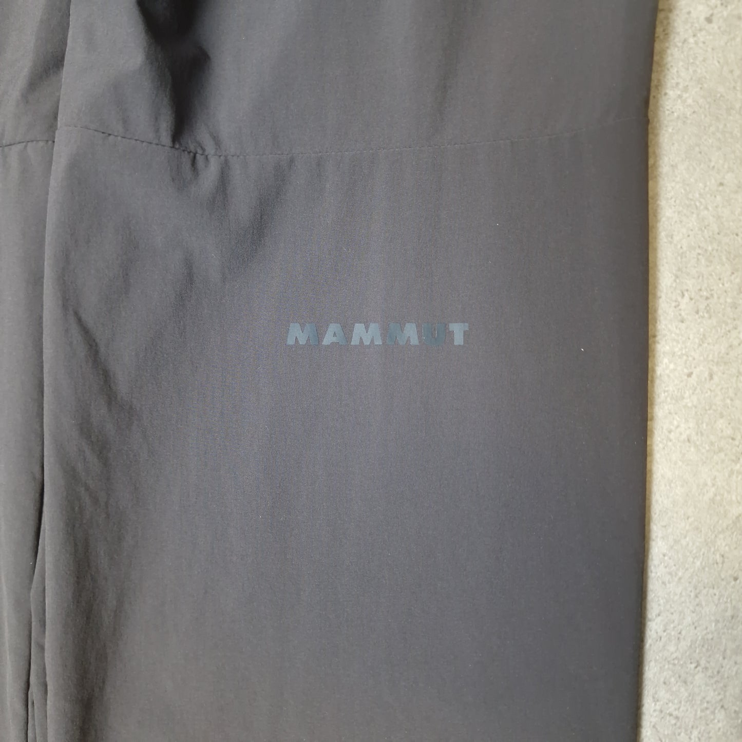 Mammut trousers in grey - 36x33